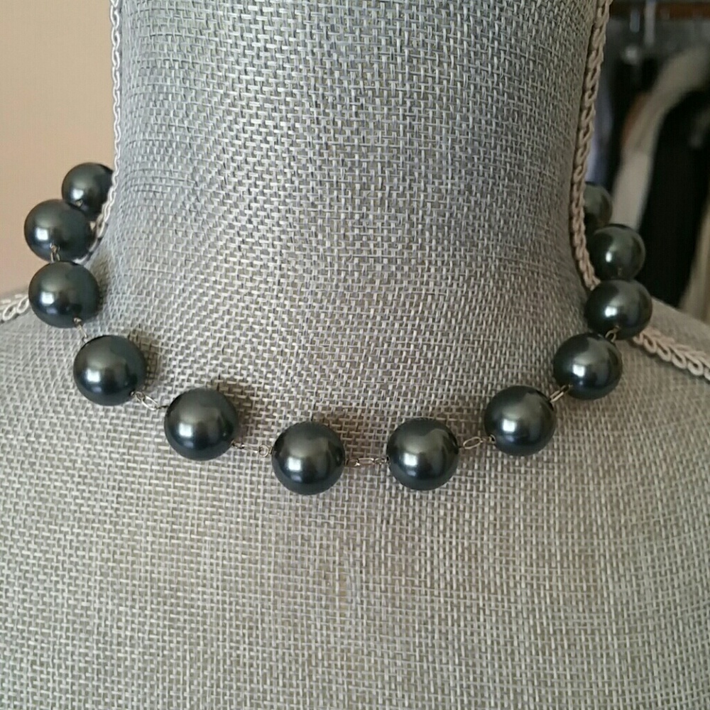 Gorgeous 925 silver and authentic black pearl set!